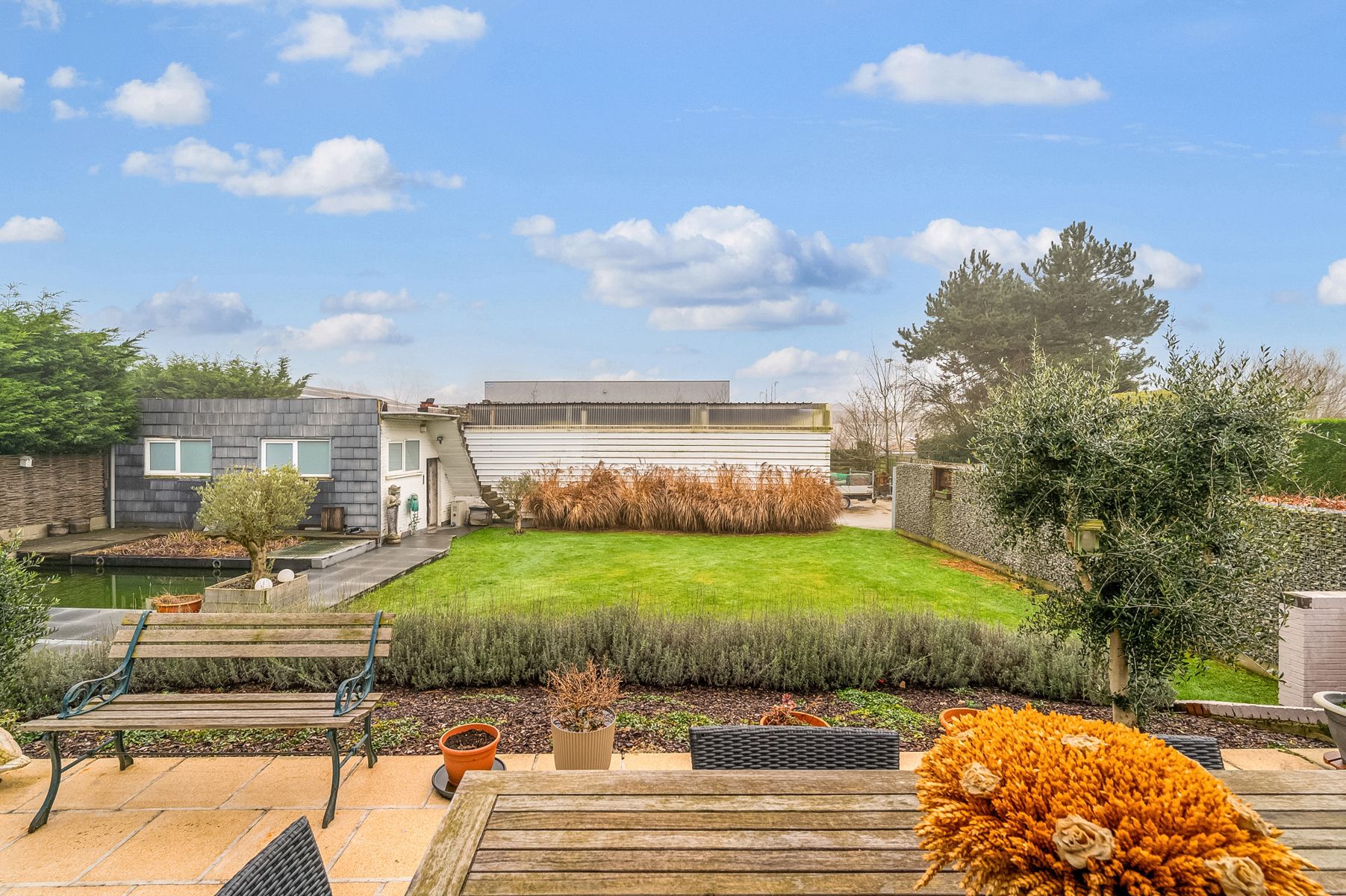 Statige villa: 6 slpk’s met tuin & praktische loods ! foto 30