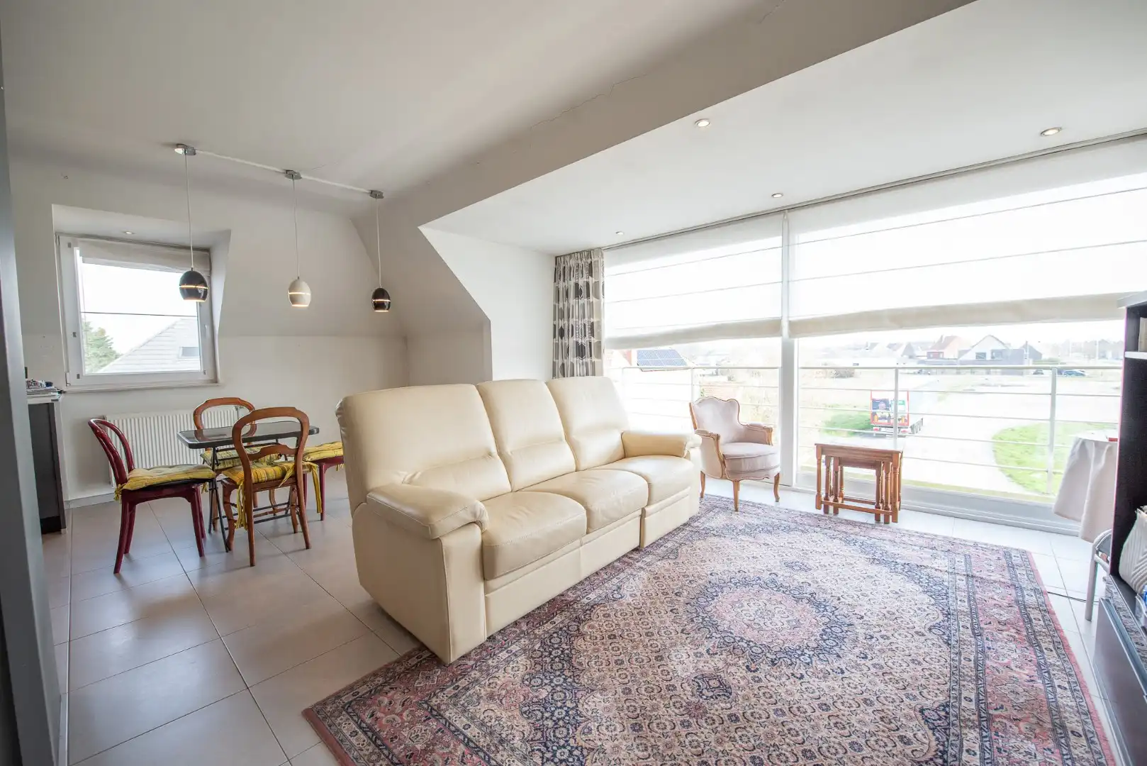 TE KOOP: Goed onderhouden appartement met 2 slaapkamers op centrale ligging te Machelen. foto 6