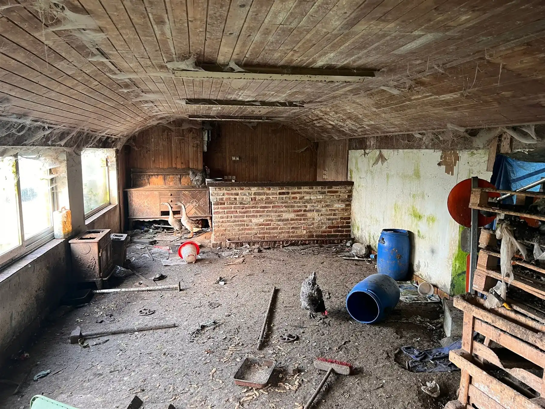 Ideale investering bouwgrond met 20 achterliggende garageboxen foto 8