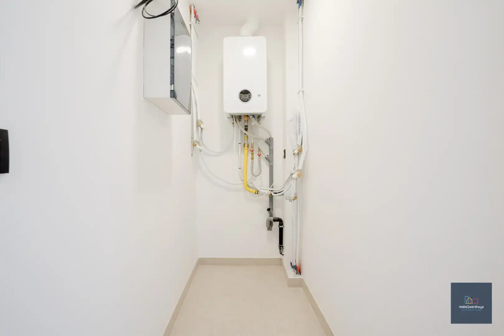 Stijlvol gerenoveerd 2 slaapkamerappartement  foto 12