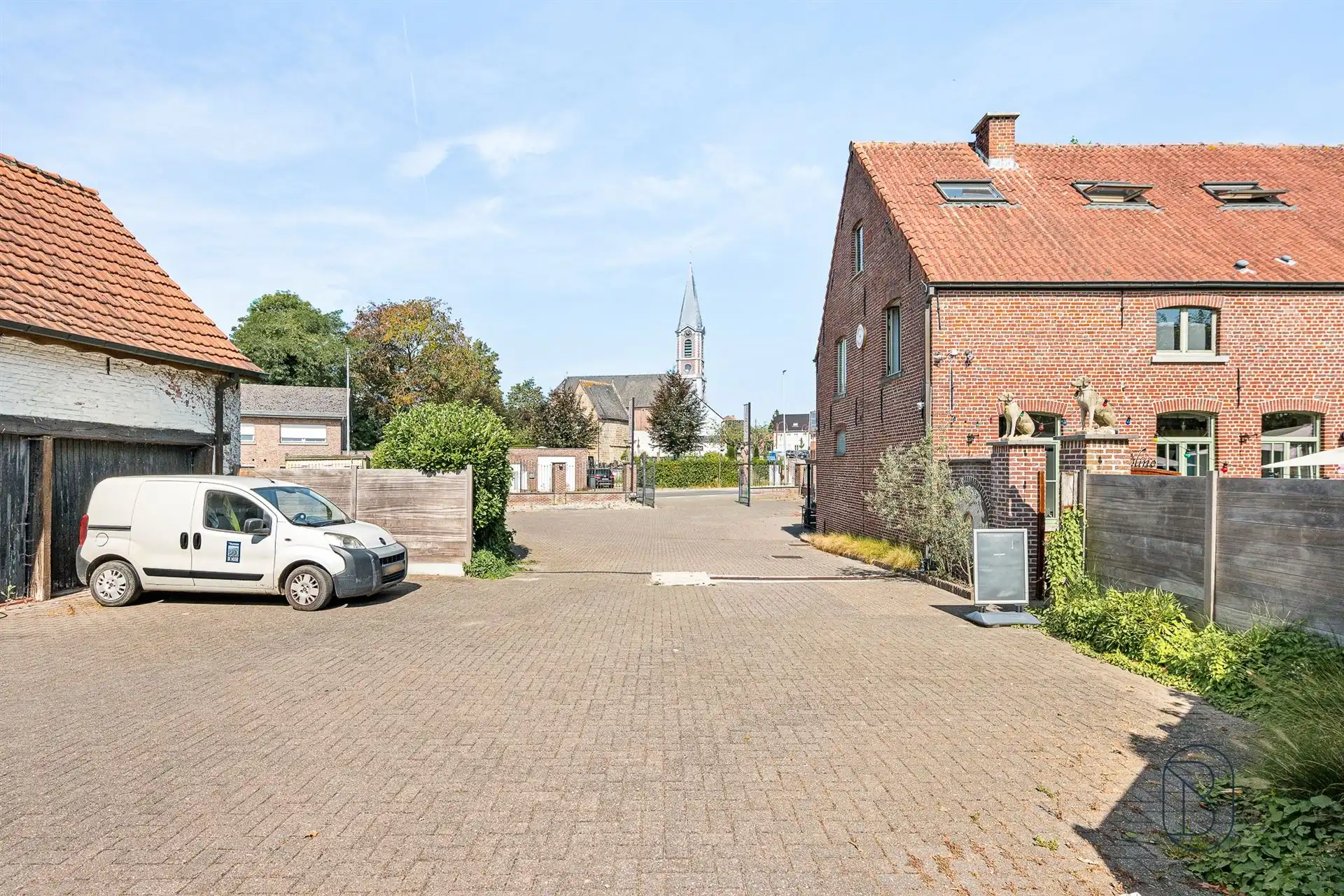 Ideale charmante horecazaak met woonst!  foto 5