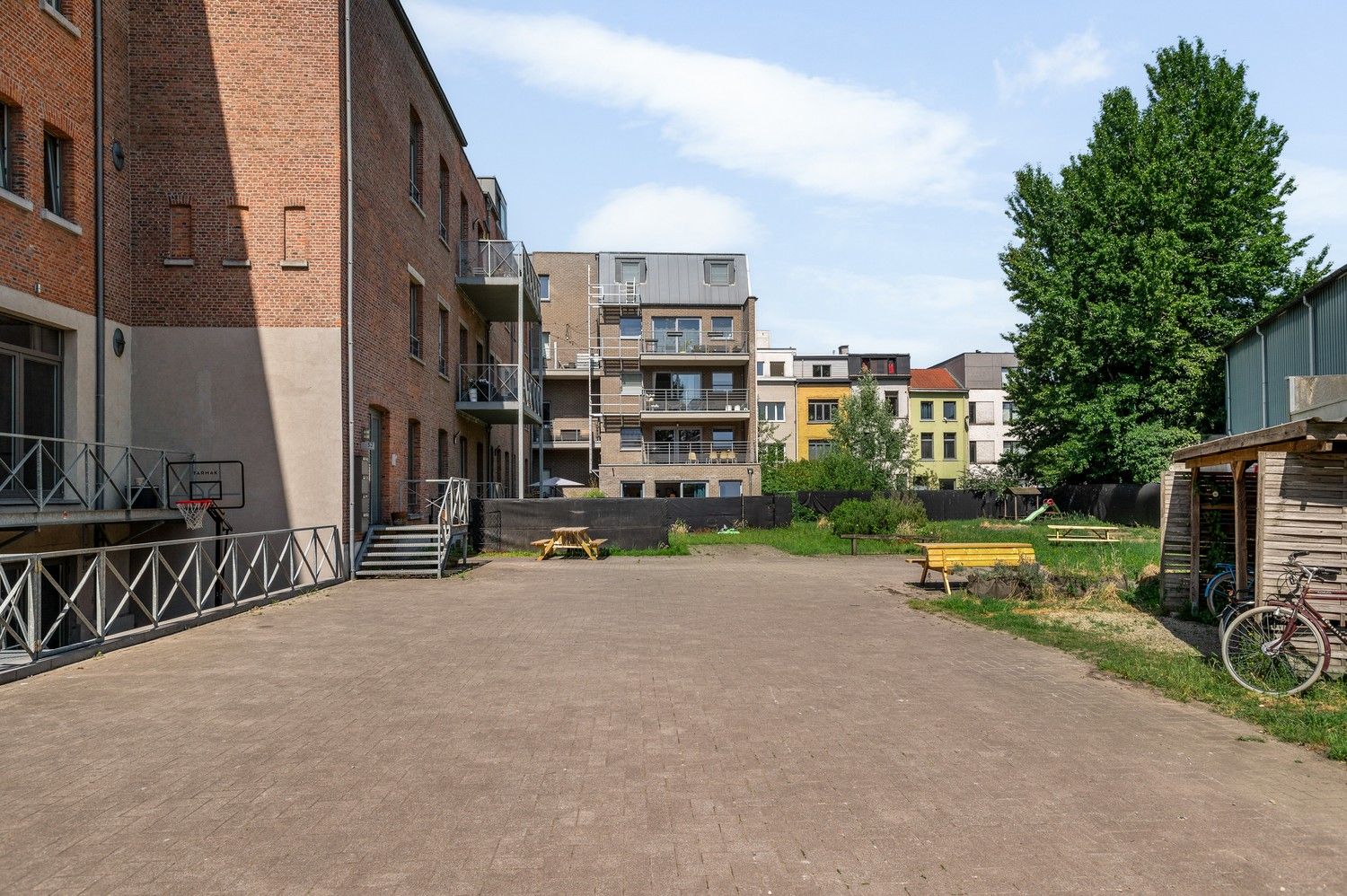Gezellig instapklaar gelijkvloers appartement met 3 SLPK en een ruim tuin/terras in Antwerpen! foto 18