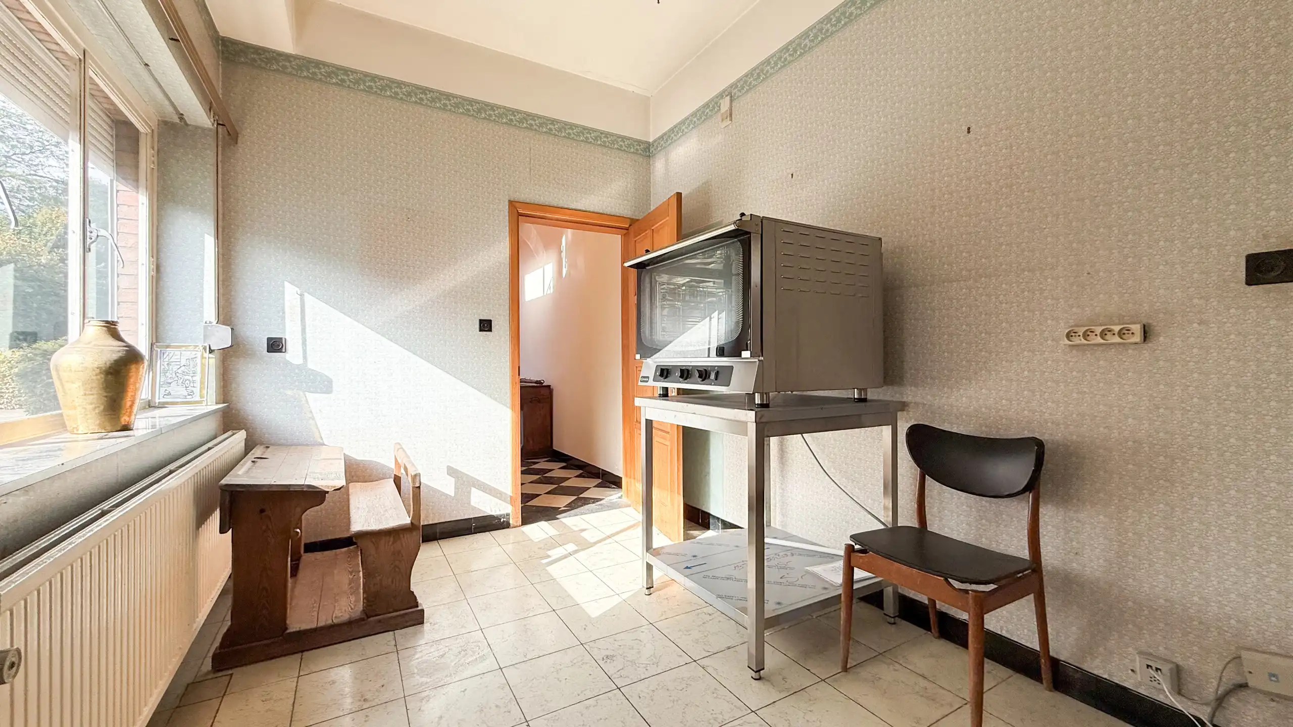 Te koop: Handelspand met appartement in hartje Alken! foto 16