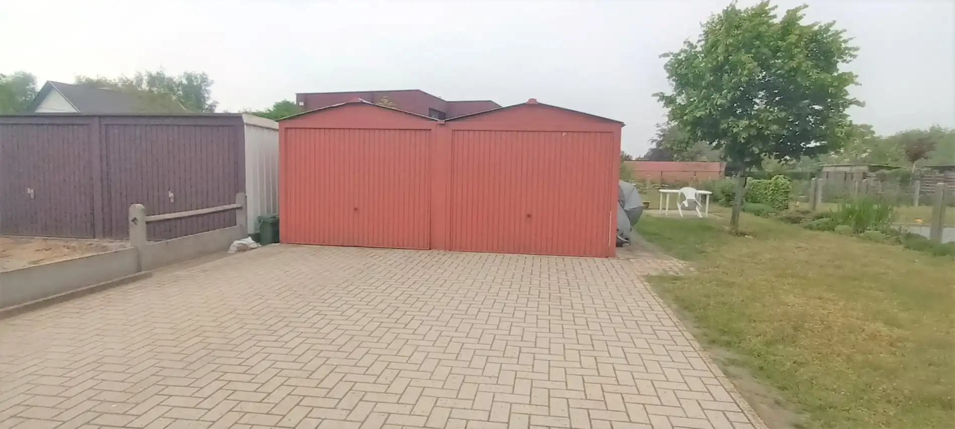 Ruim appartement rustig gelegen in Kuringen. Dichtbij winkels, scholen, autosnelwegen en openbaar vervoer. foto 8