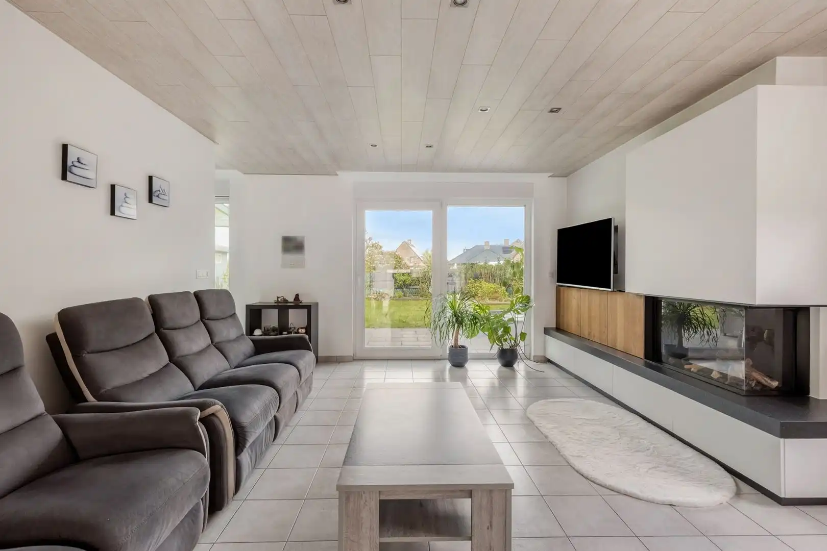 Verzorgde woning met 3 slpk en garage foto 7