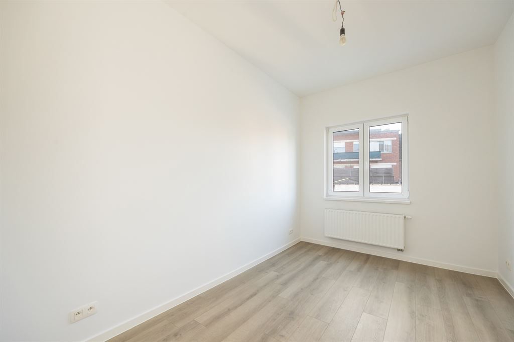 Gerenoveerde woning met tuin foto 18