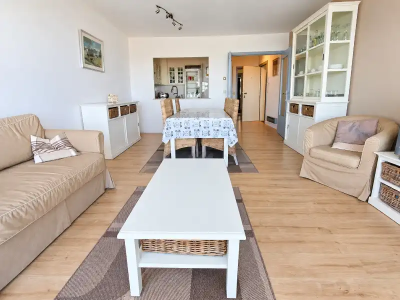 Appartement met twee slaapkamers, twee terrassen en prachtig zeezicht foto 5