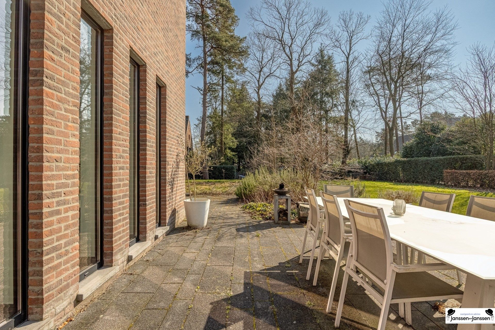 Luxueuze en energiezuinige villa met hoogwaardige afwerking  foto 27