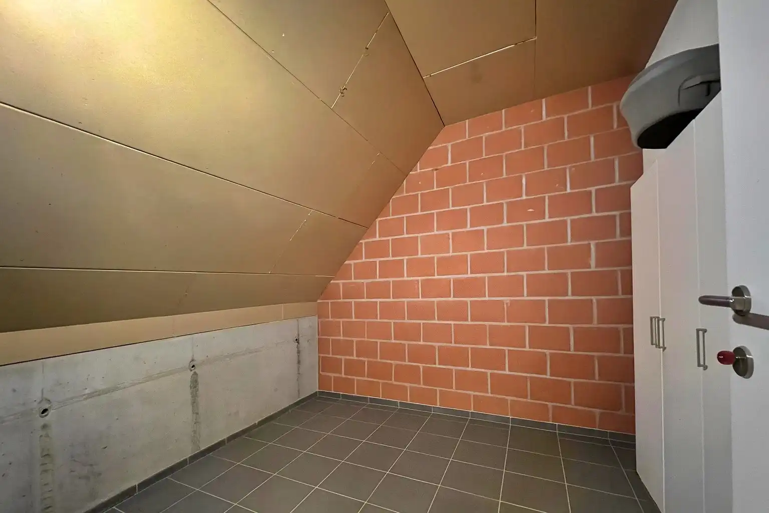 2-slaapkamerappartement met terras en garage in Lovendegem foto 14