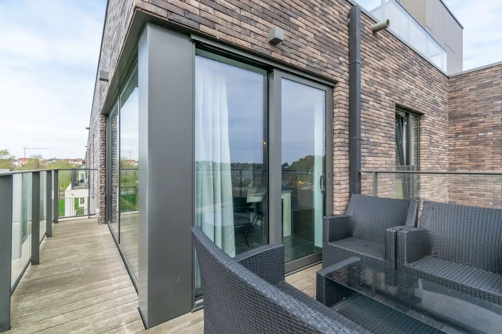 Een recent en zongericht appartement te Halle! foto 15