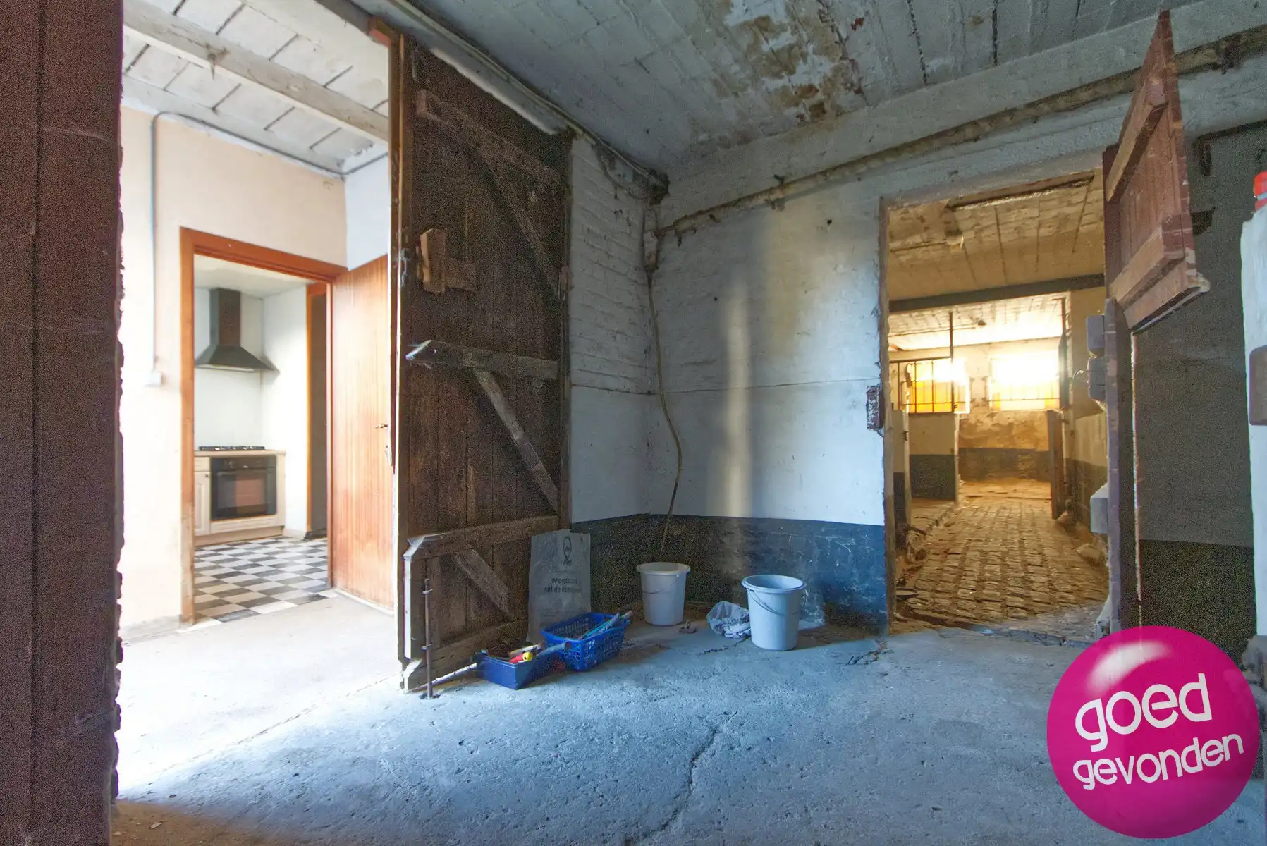 WONING - STALGEBOUW - TERRAS - TUIN - PARKING - TE RENOVEREN foto 22