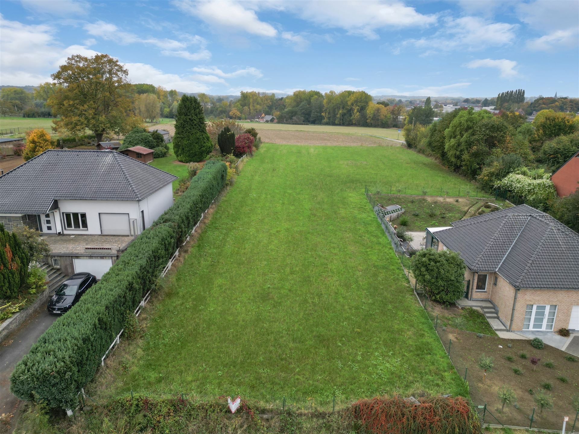 Centraal gelegen bouwgrond foto {{pictureIndex}}