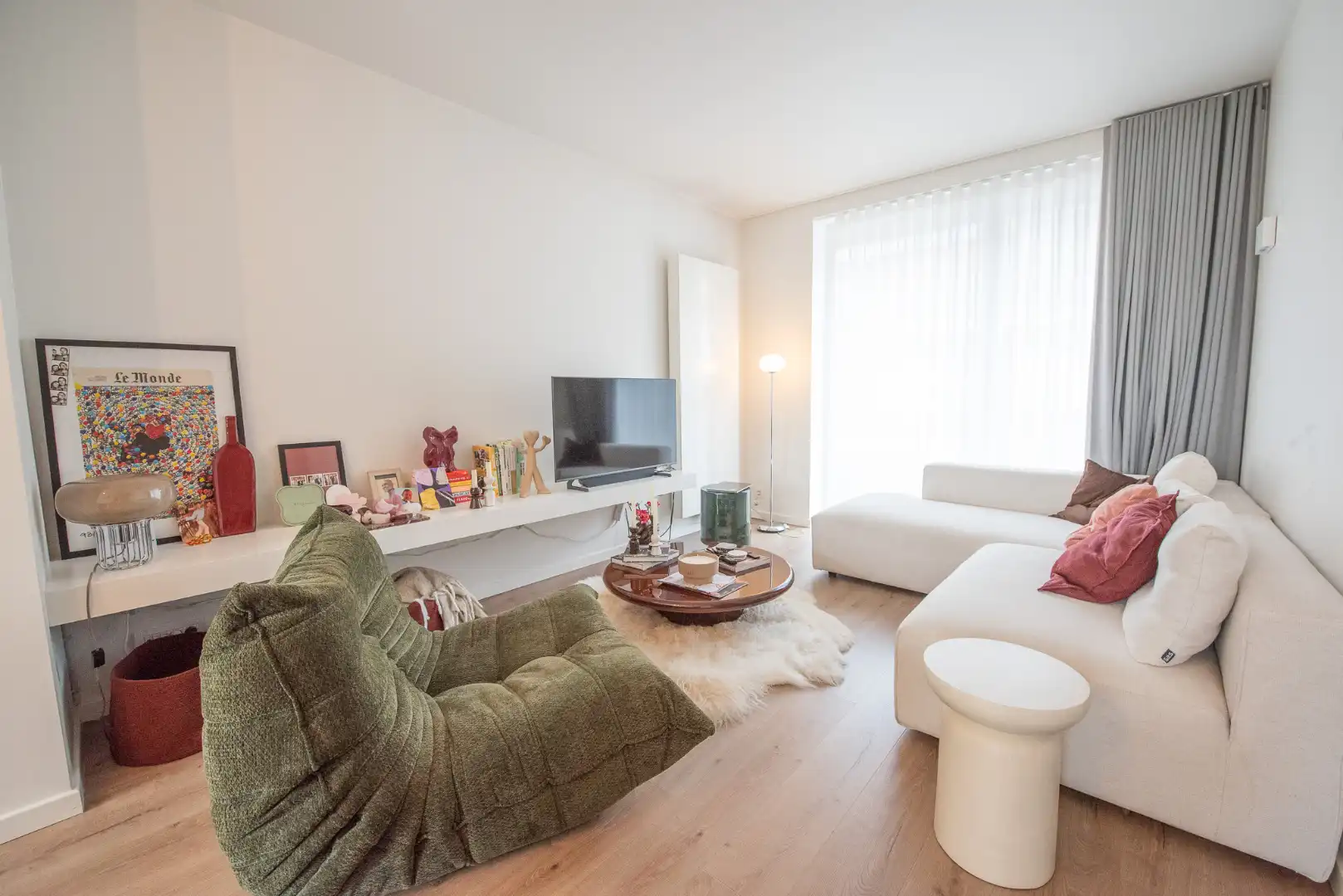 Recent 2 slaapkamer-appartement TE KOOP op ’t Gaverke in Waregem! foto 2