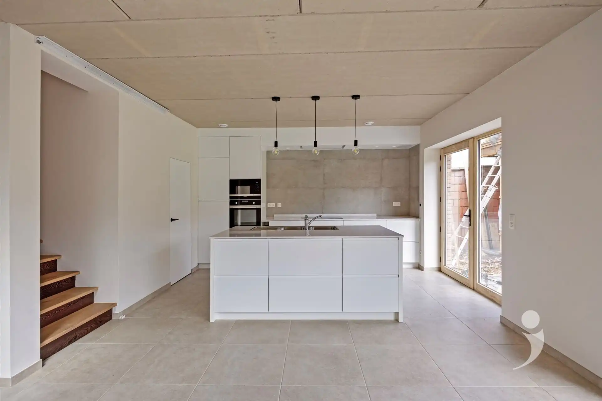Riant huis met 5 slpk en 3 bdk - Co-housing mogelijk! foto 3