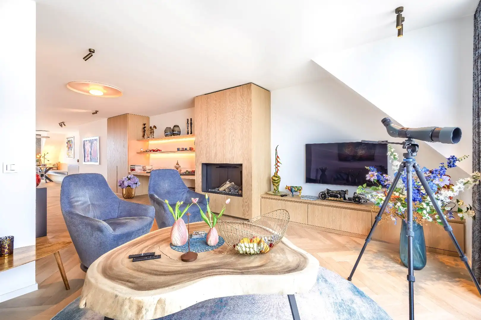 Prachtig recent en bemeubeld duplex dakappartement op de Zeedijk foto 3