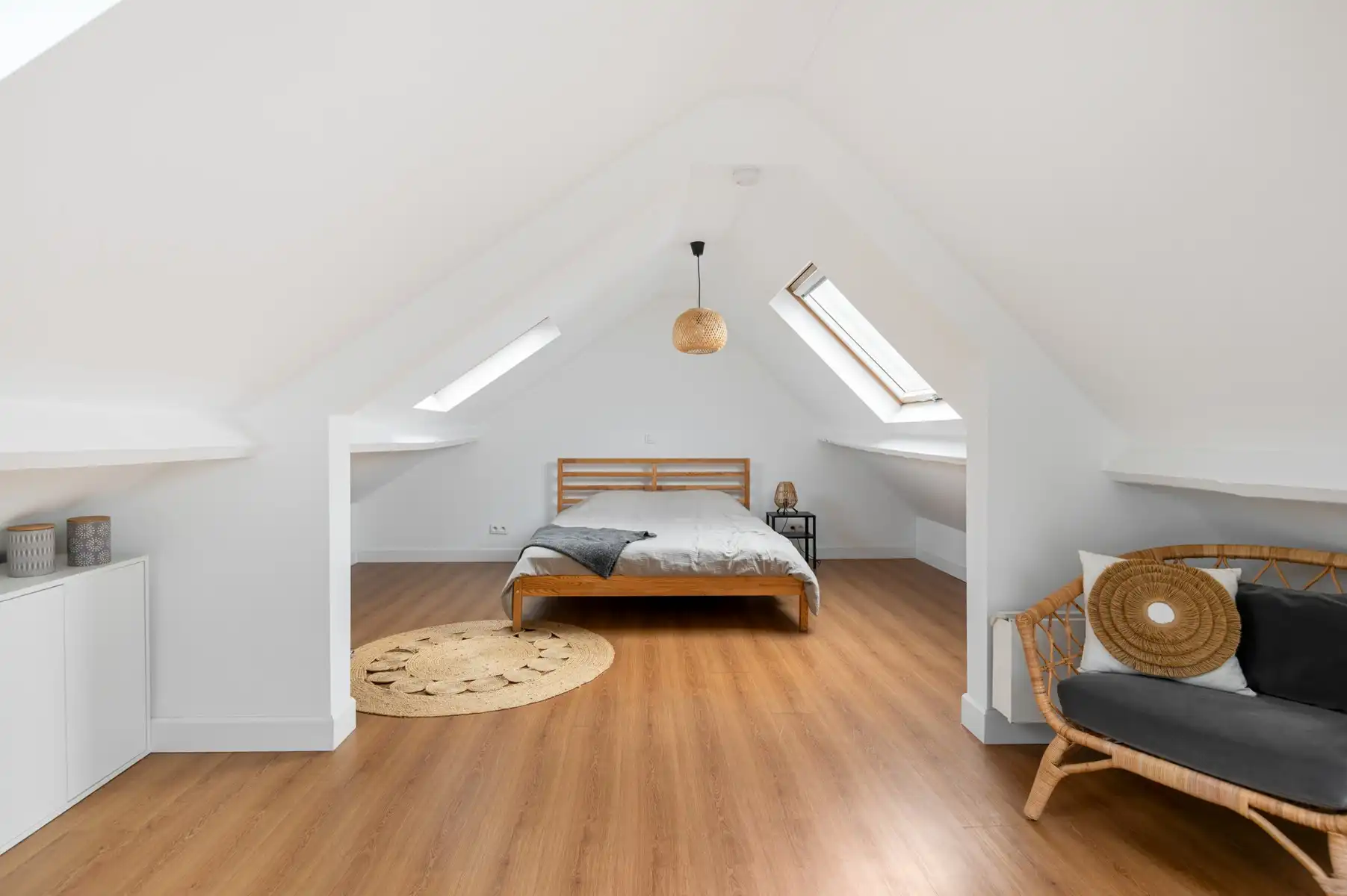 Ruime woning met 4 slaapkamers en gezellige stadstuin foto 16