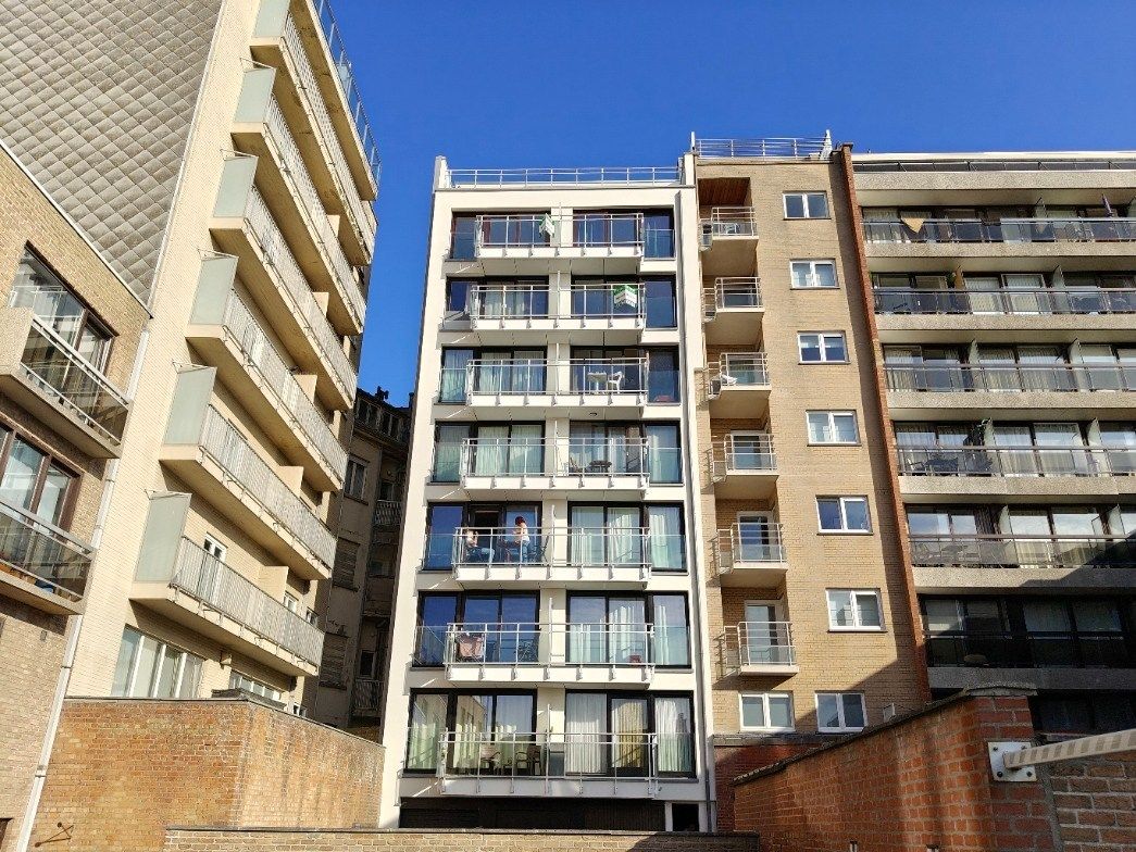 Gezellige lichtrijke studio in een kleine residentie te Raversijde  foto 14