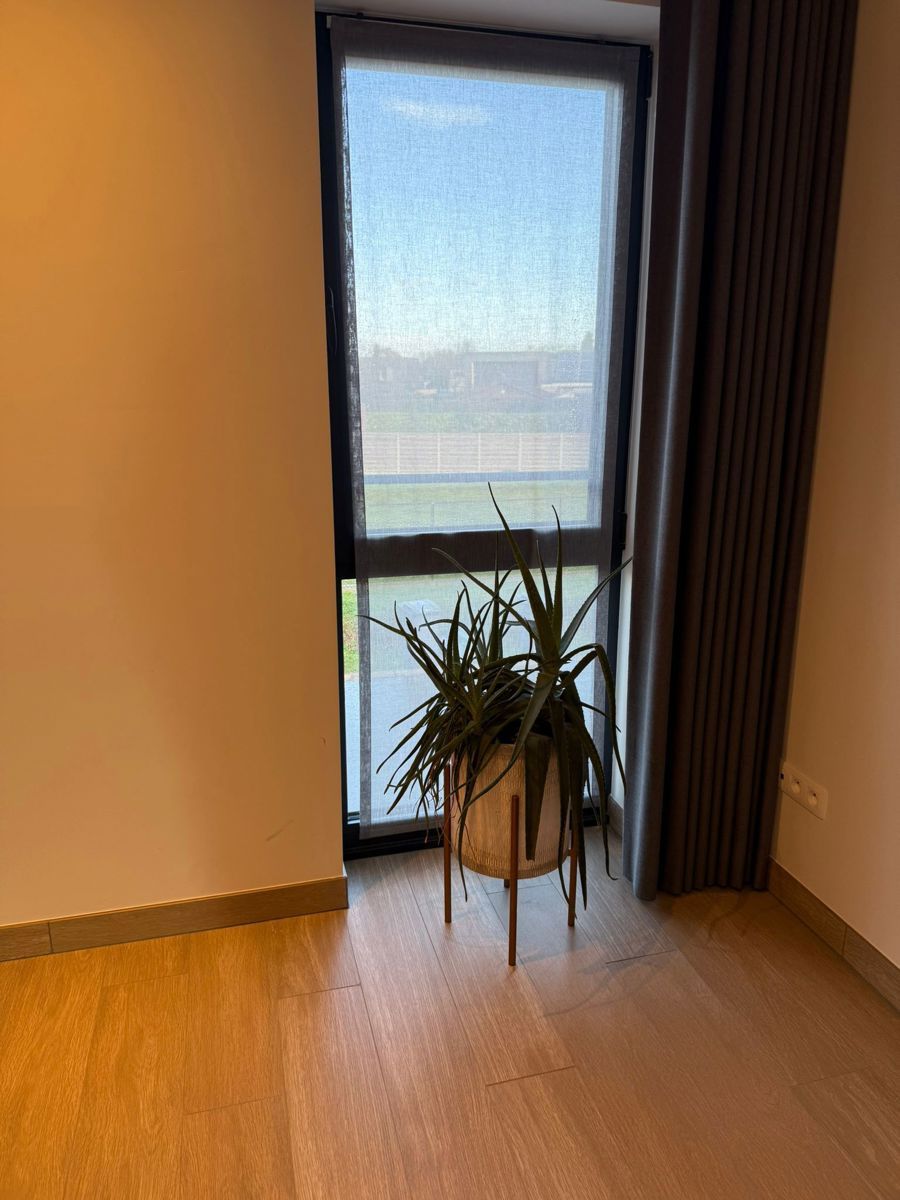 Moderne Nieuwbouwwoning met 4 spks en 2 badkamers foto 13