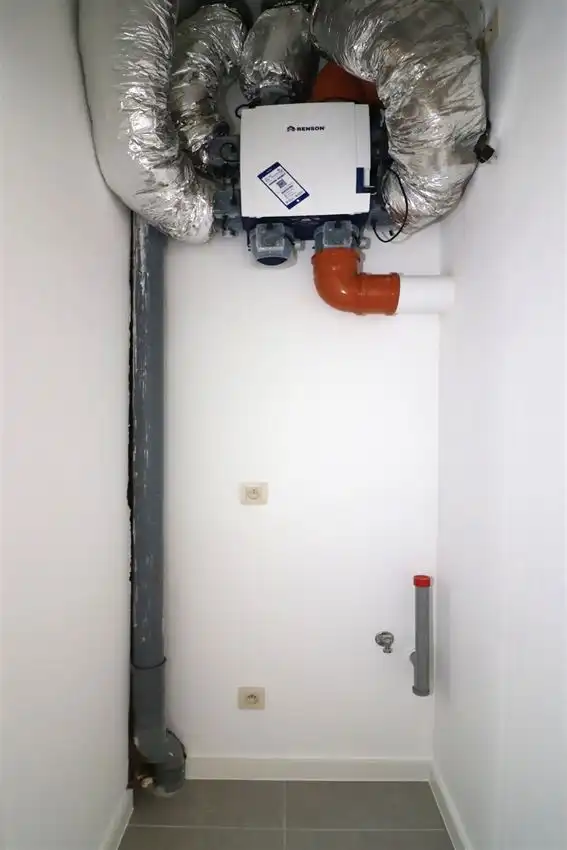 Prachtig, volledig vernieuwde woning met 3 slpk. foto 29