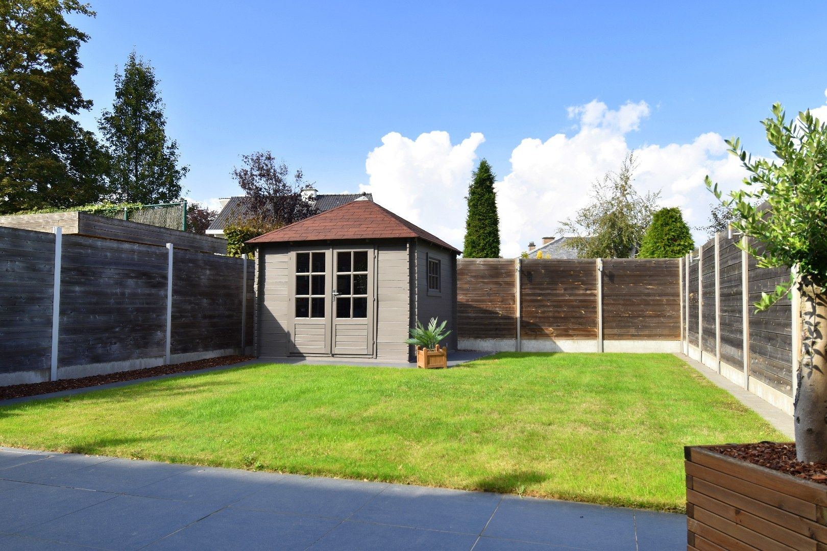 Instapklare gezinswoning (energielabel A) met 3 slaapkamers, garage en zonnige tuin te Harelbeke foto 10