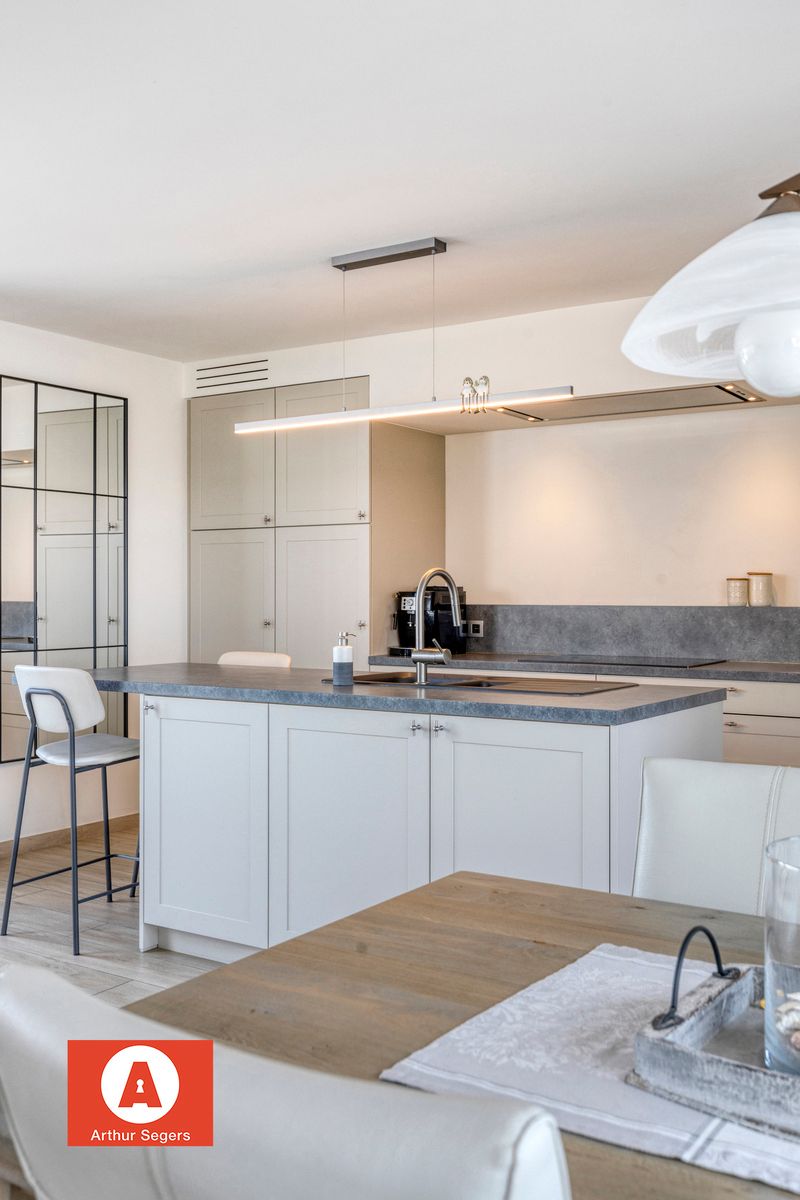 Luxe BEN-penthouse met 2 terrassen en autostaanplaats foto 9