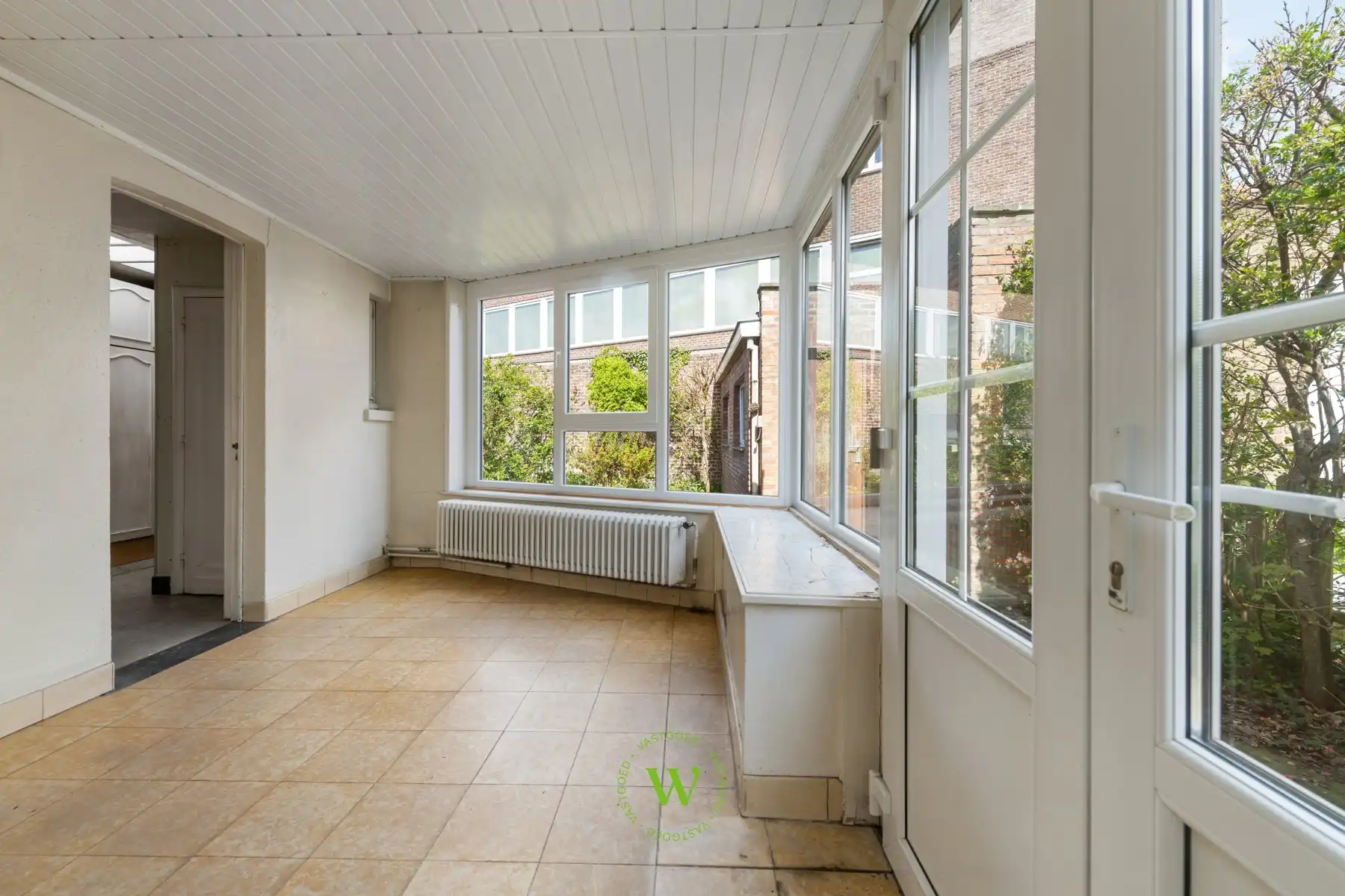 Verrassende en charmante halfopen bebouwing te Assebroek. foto 9