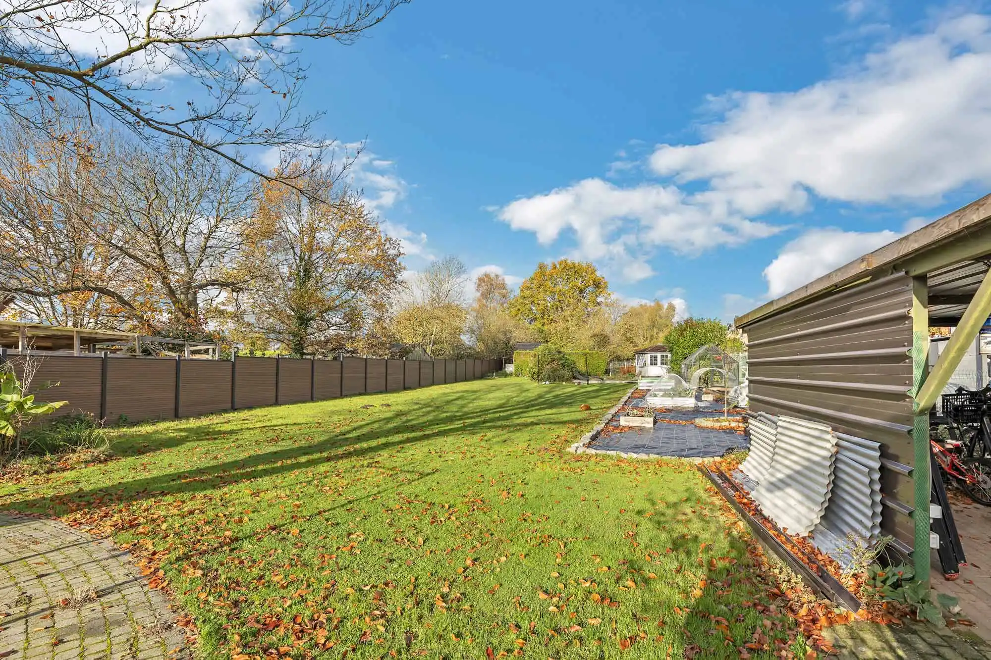 Gezellige woning met ruime tuin foto 6