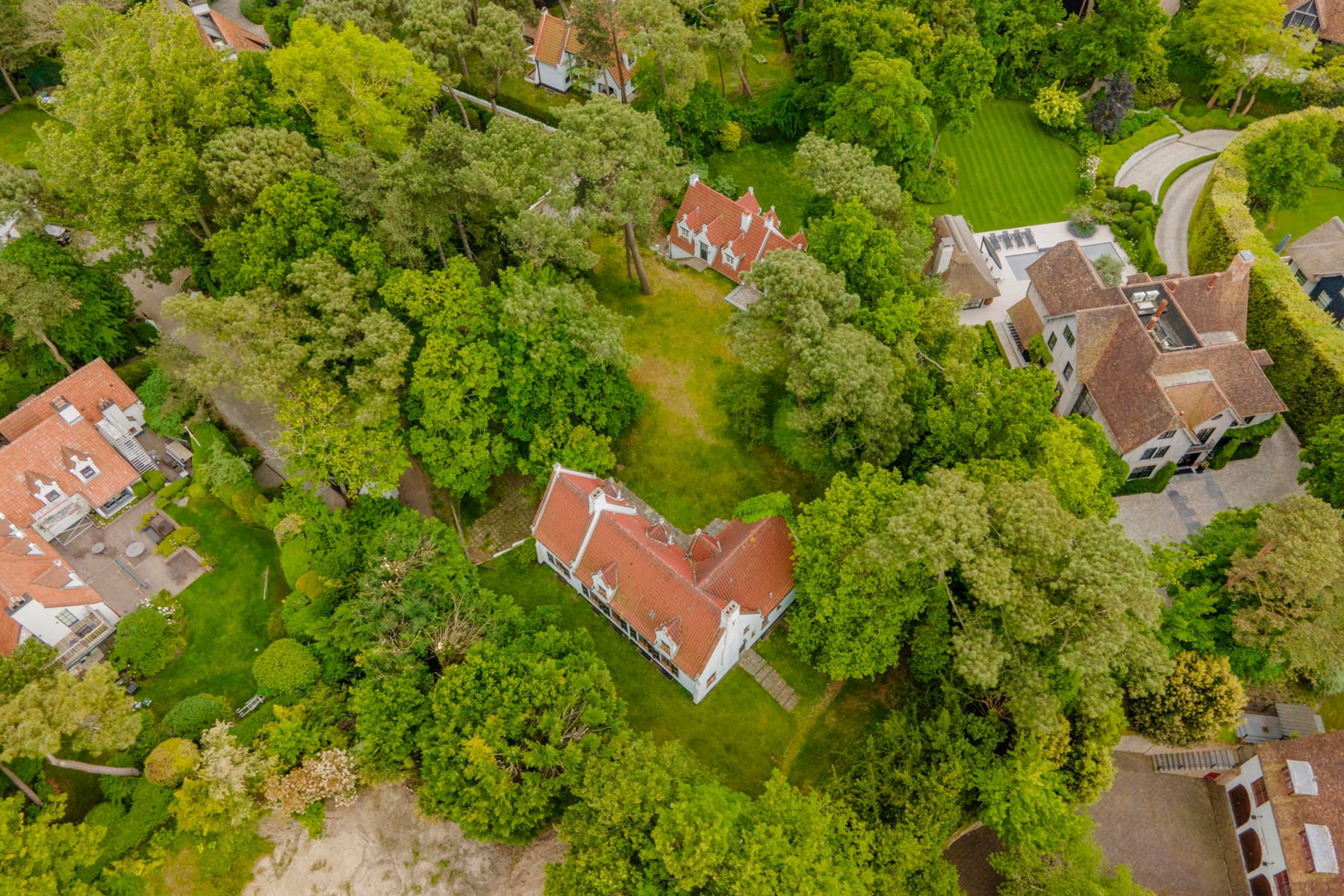 Unieke eigendom in hartje Zoute foto 1