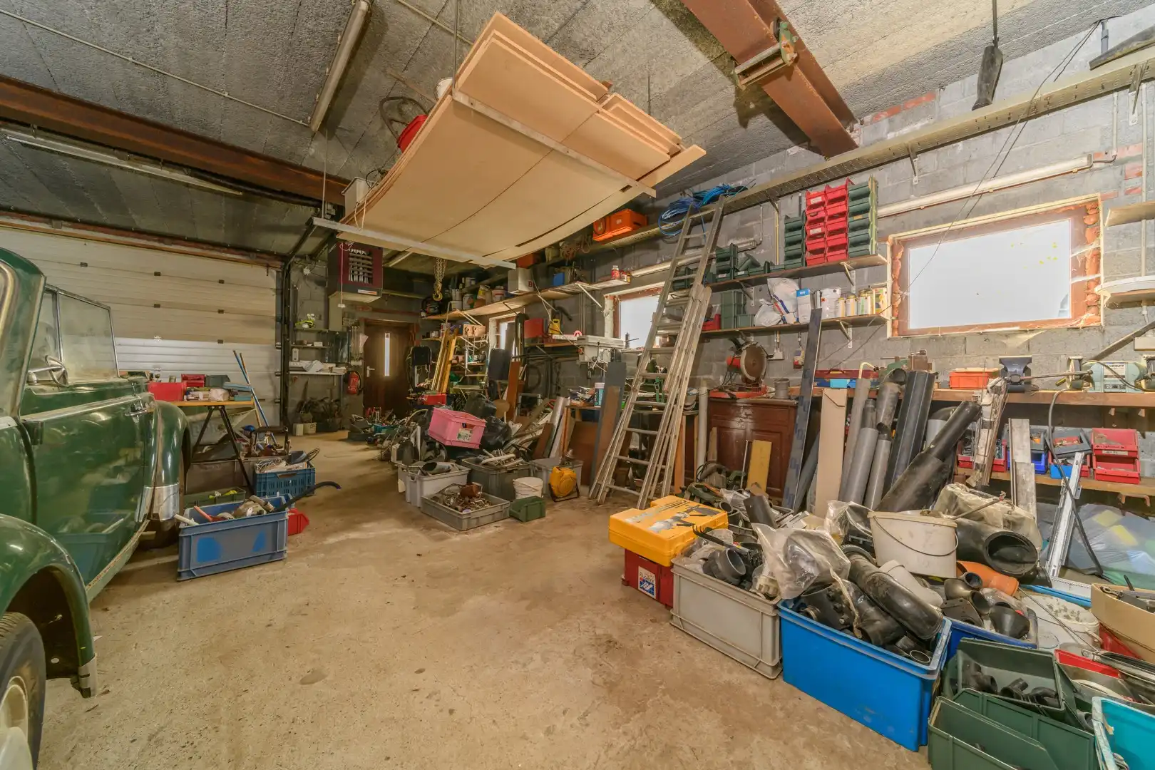 Zeer ruime gezinswoning met extra stockageruimte foto 27