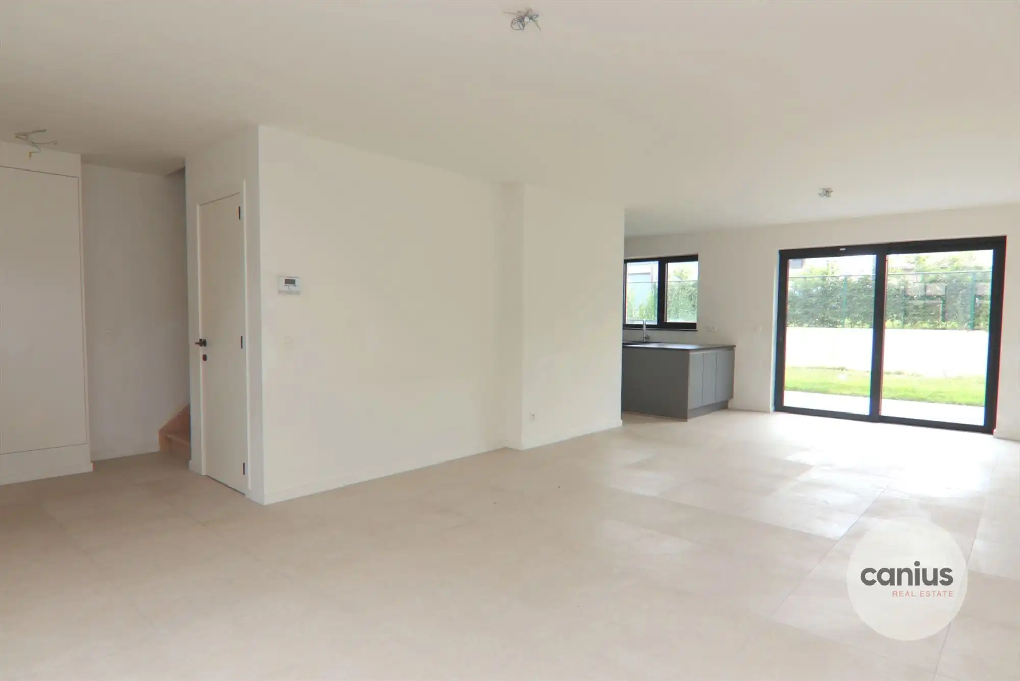 LANDELIJKE WONING MET 3 SLKS EN CARPORT foto 4