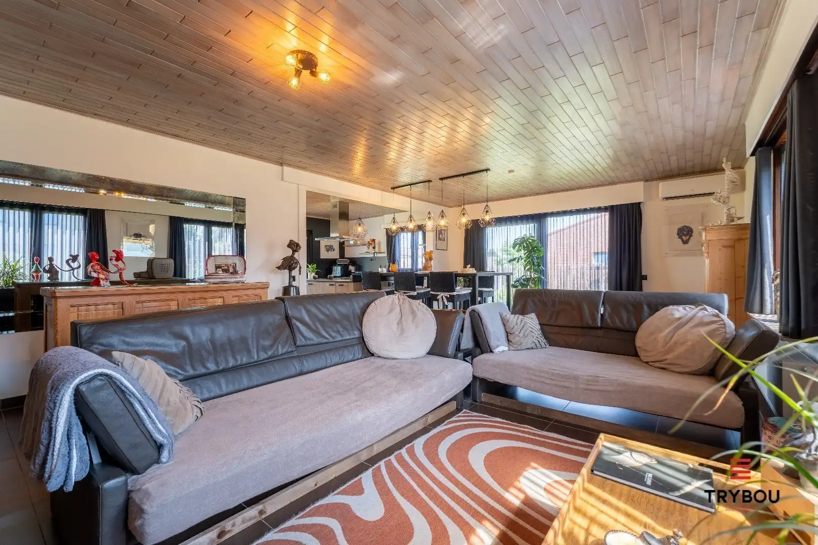 Gerenoveerde landelijke woning op een perceel van 1396m² met prachtige verzichten! foto 6
