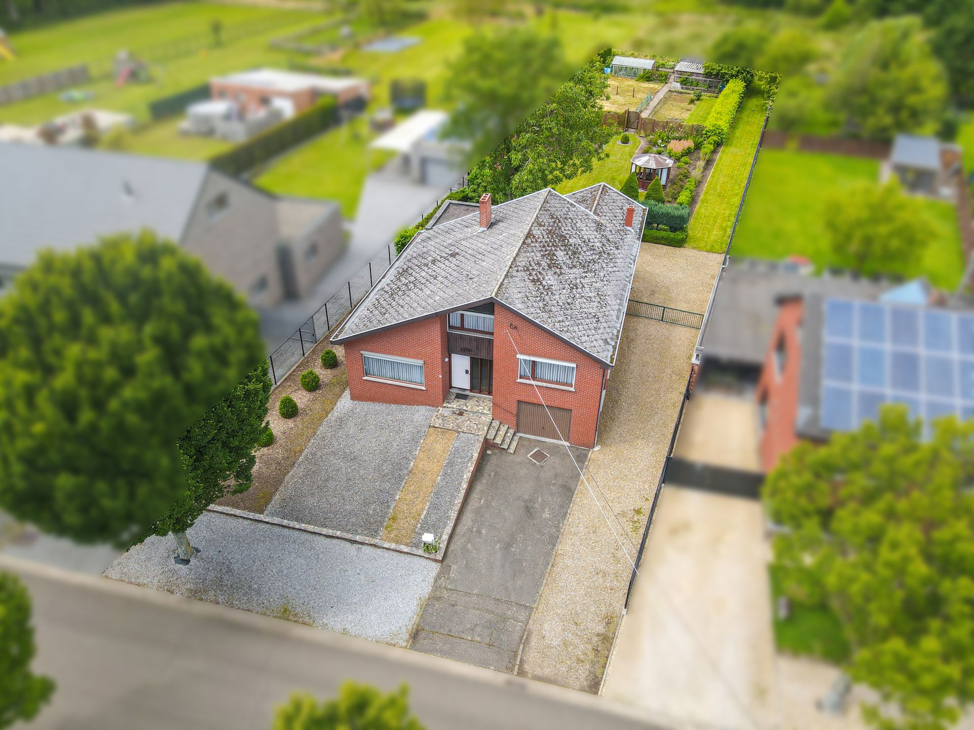 Ruime woning met 5slpk + groot perceel in bosrijke omgeving! foto 54