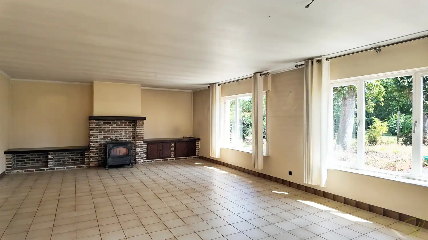 Te renoveren woning met weide op royaal perceel in Eeklo foto 3