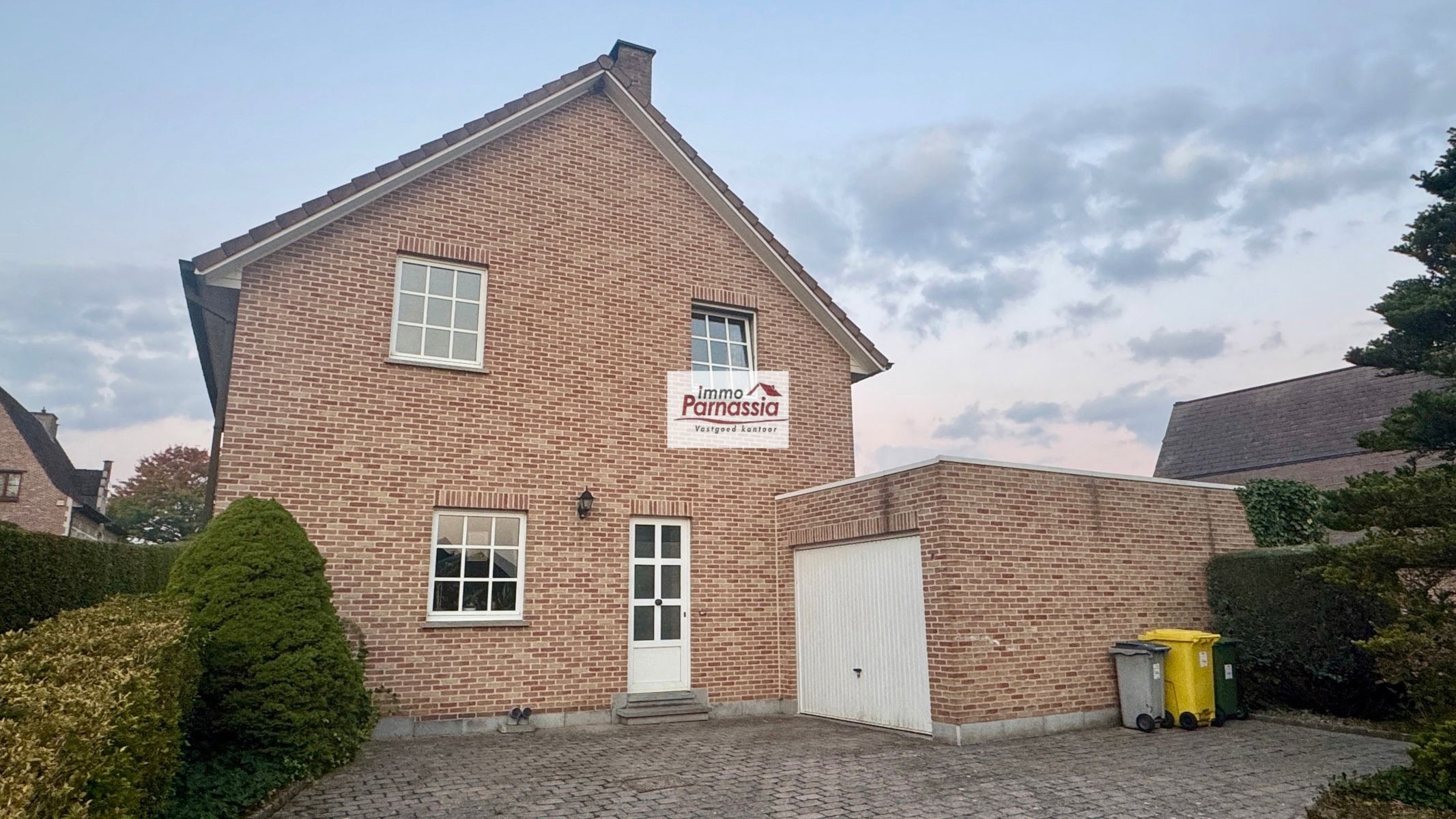 Hoofdfoto van de publicatie: Huis te koop