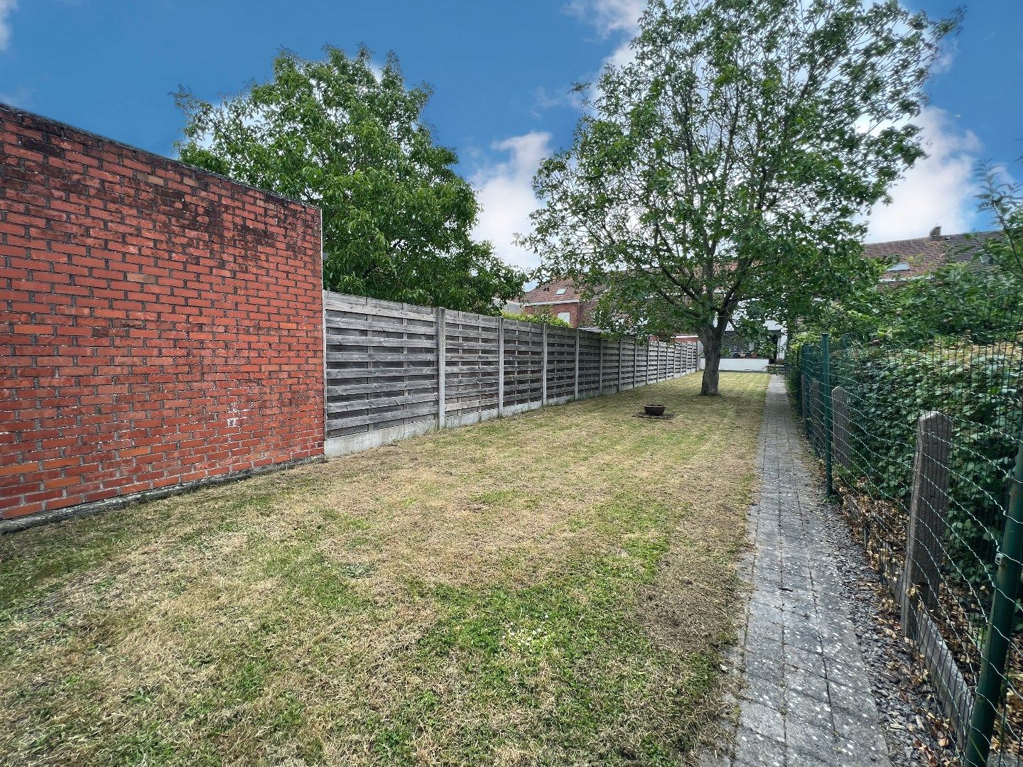 VERNIEUWDE WONING MET 3 SLAAPKAMERS, TUIN EN GARAGE IN CENTRUM IEPER foto 8