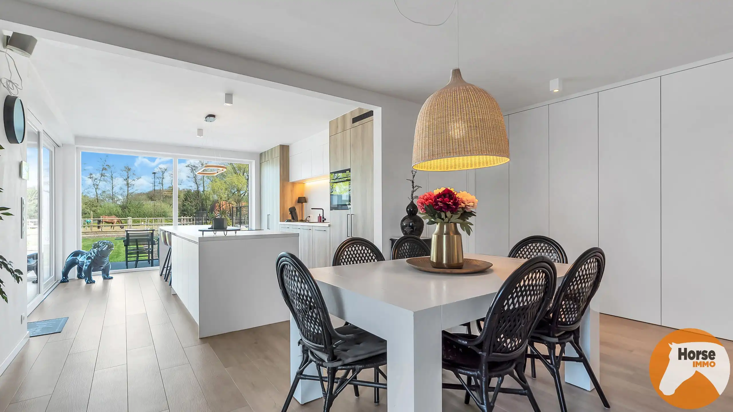 LAAKDAL-Moderne BEN-woning met paardenfaciliteit op 24,5are foto 23