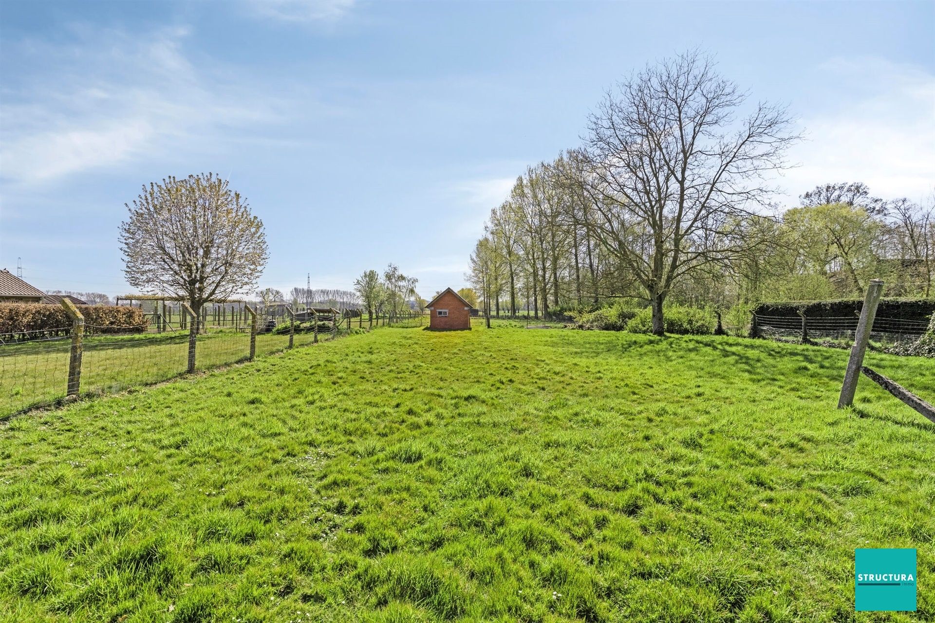 Woning met 5 kamers op terrein van 14a76ca foto 12