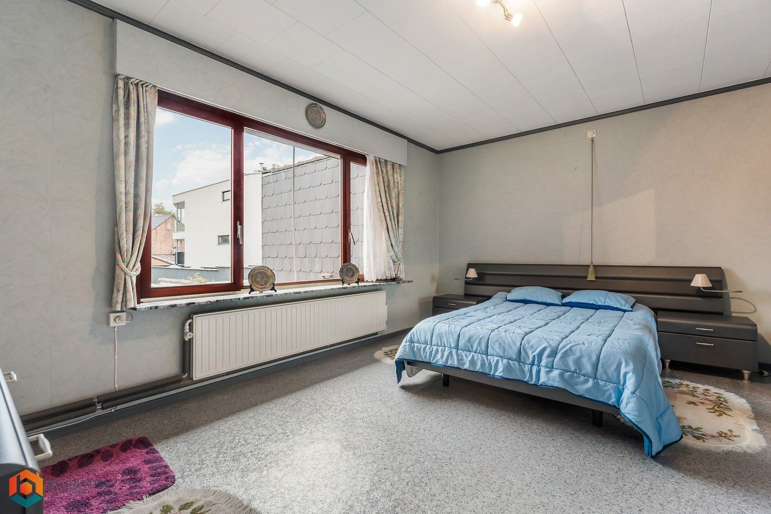 Te renoveren woning met veel mogelijkheden en achteruitgang met dubbele garage foto 15