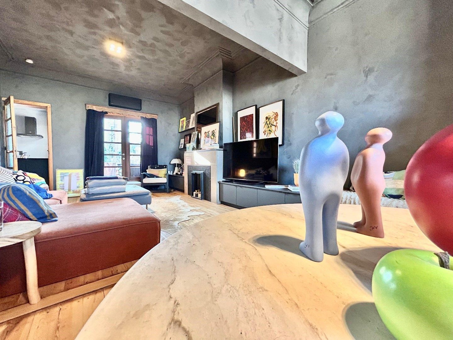 Gezellig 1slpk appartement met terras foto 6