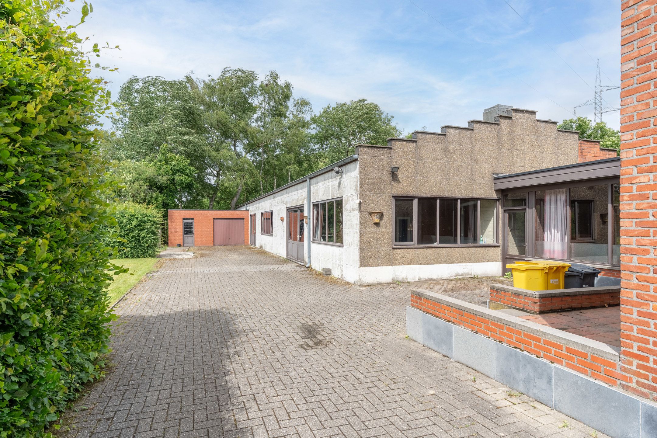 Ruime, te renoveren woning met vergund magazijn te Beerse foto 25