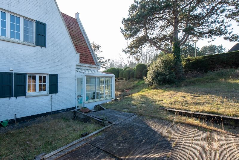 Grote villa op 1533m² gelegen centraal in de Simli-wijk te Nieuwpoort-Bad. foto 39