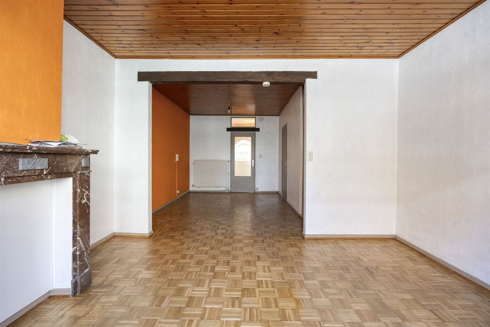 Opbrengstwoning met 2 appartementen en 3 garageboxen foto 5