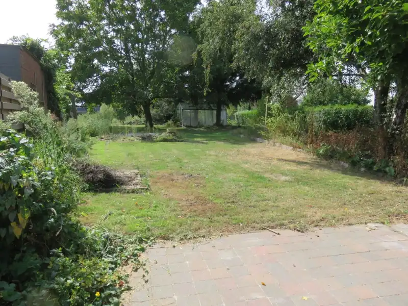 Totaal te renoveren woning op groot perceel van ca. 1270m² foto 4