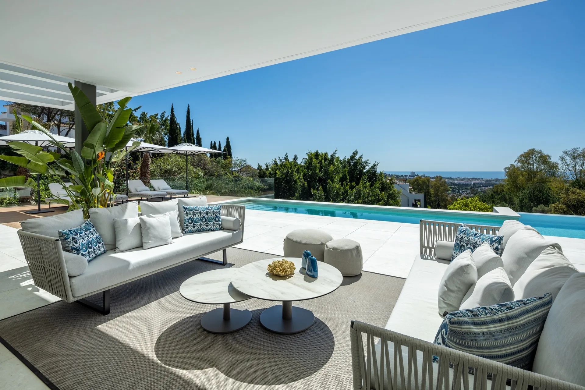 Indrukwekkende villa met adembenemend zicht en ongekende voorzieningen in La Quinta foto 11