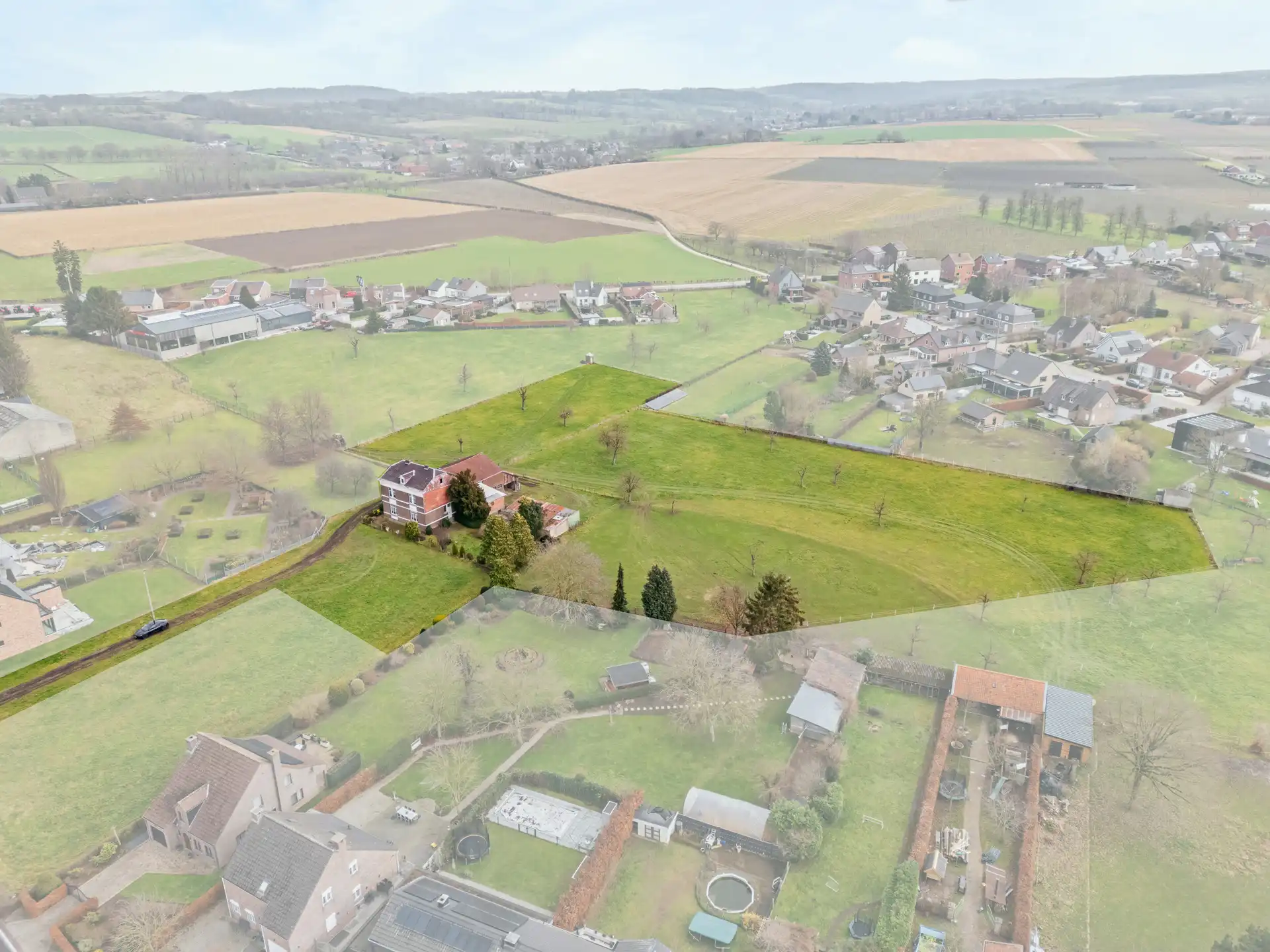 Hoofdfoto van de publicatie: Uniek landhuis op 13.986m2 te Moelingen