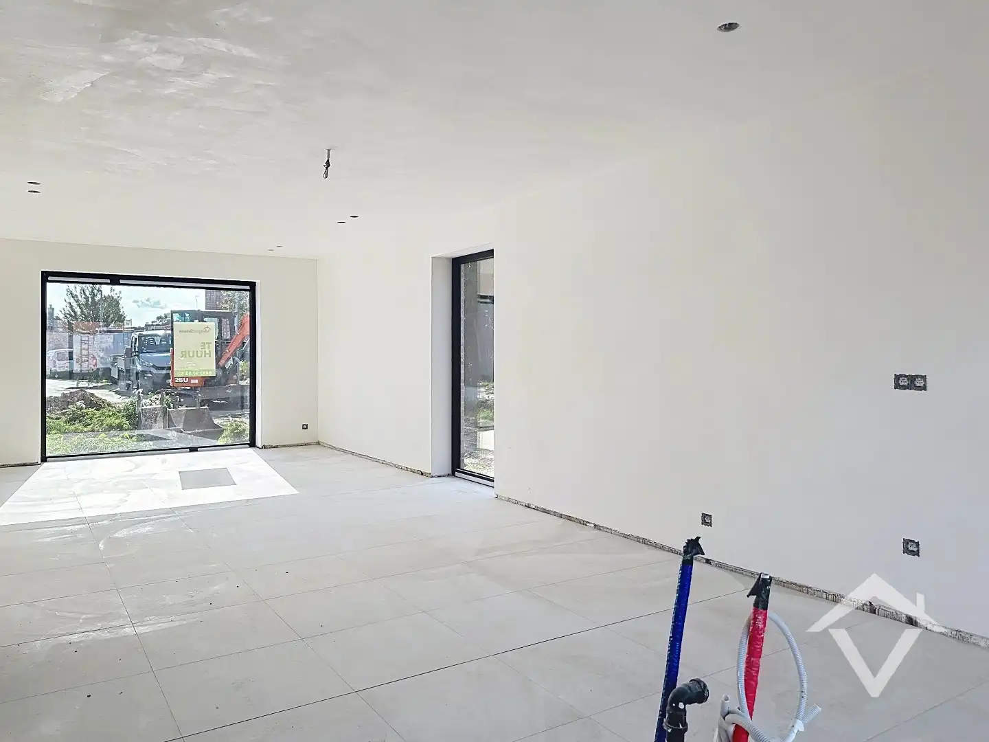 Woning met 3 slaapkamers en carport te Proven  foto 5