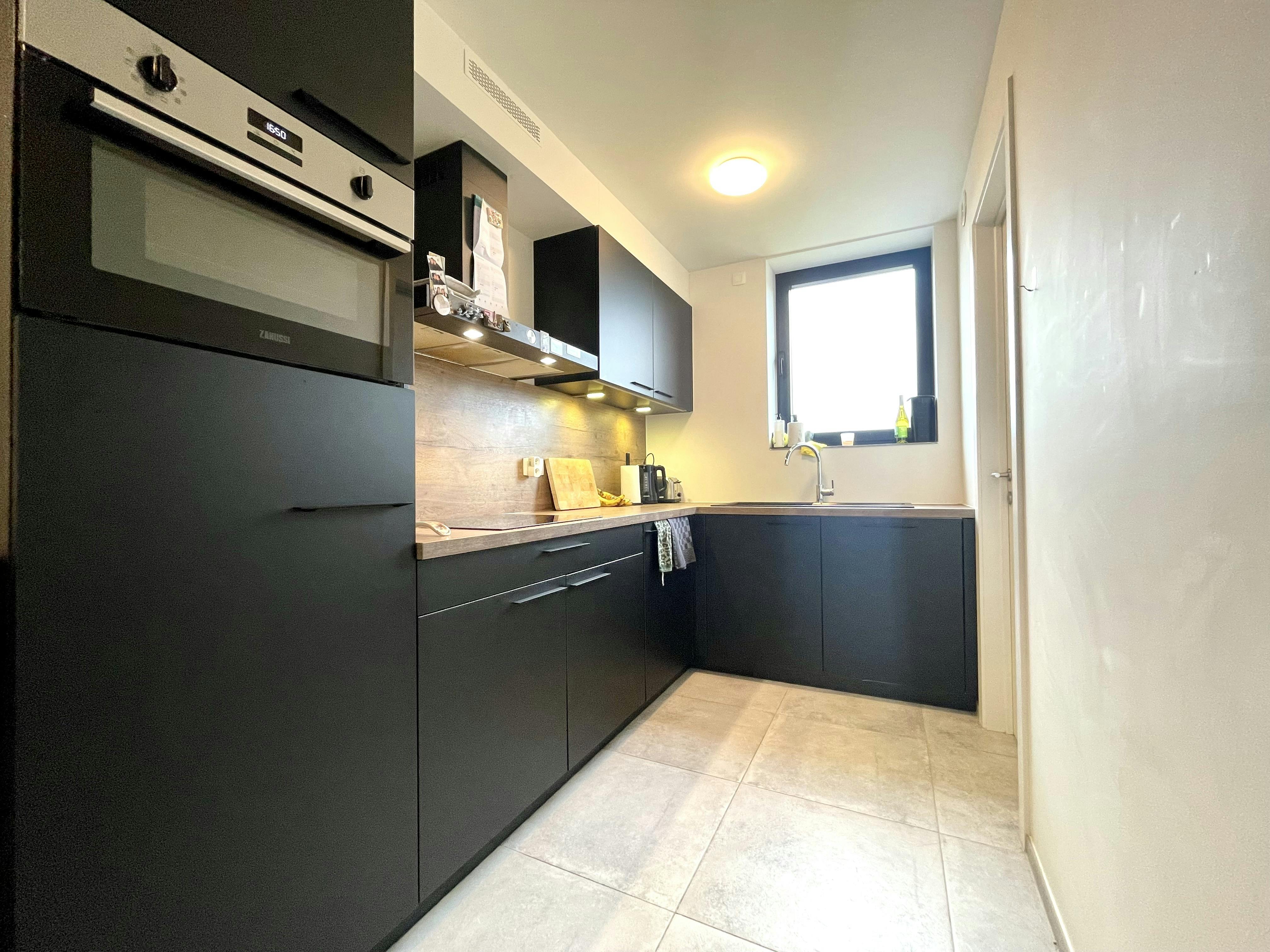 TE HUUR: Appartement met 2 slaapkamers nabij Hasselt foto 5