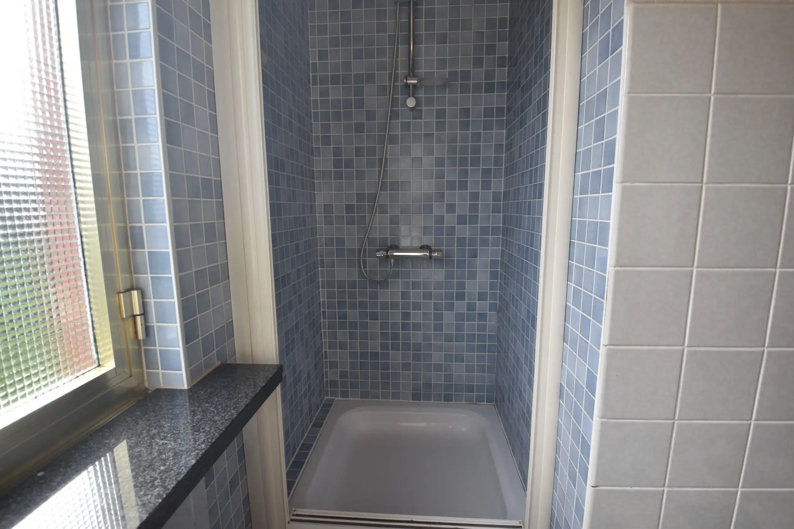 Sfeervolle bungalow met tuin en volop potentieel voor jouw persoonlijke touch! foto 15