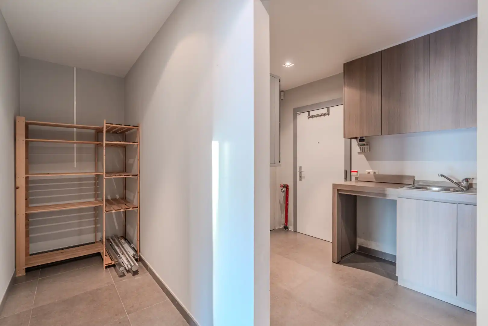 Standingvol handelspand op topligging in Nieuwpoort-Bad foto 12