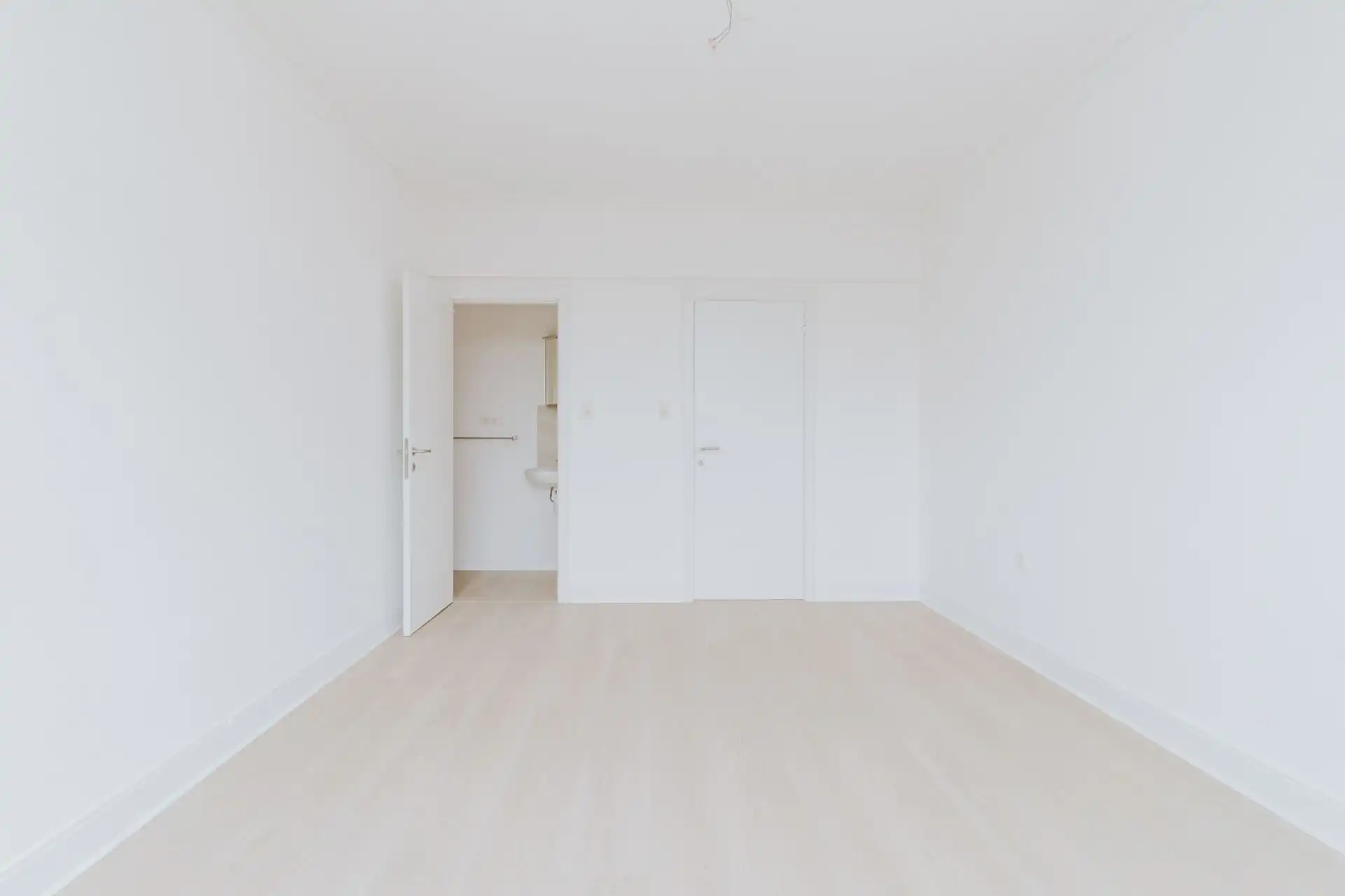 Ruim appartement van 170 m² met zicht op het Stadspark! foto 18